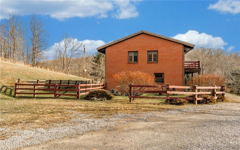 264 Stewart Run Road, Waynesburg, 15370, 3 Bedrooms Bedrooms, ,2.1 BathroomsBathrooms,Residential,For Sale,Stewart Run Road,1737733