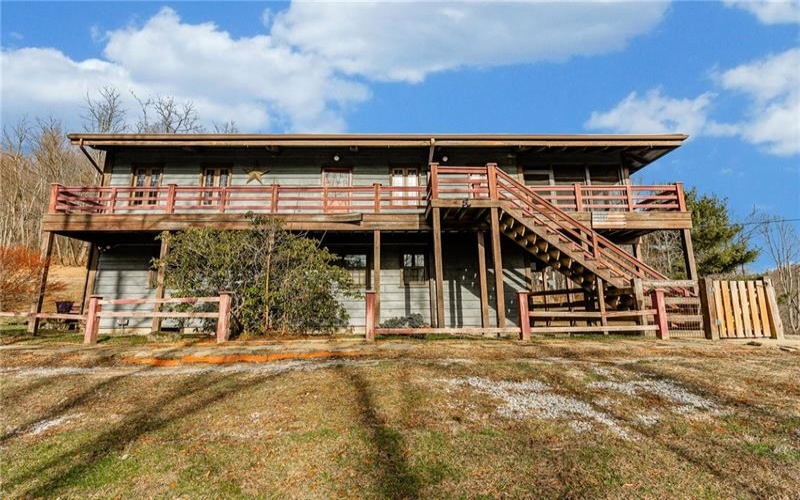 264 Stewart Run Road, Waynesburg, 15370, 3 Bedrooms Bedrooms, ,2.1 BathroomsBathrooms,Residential,For Sale,Stewart Run Road,1737733