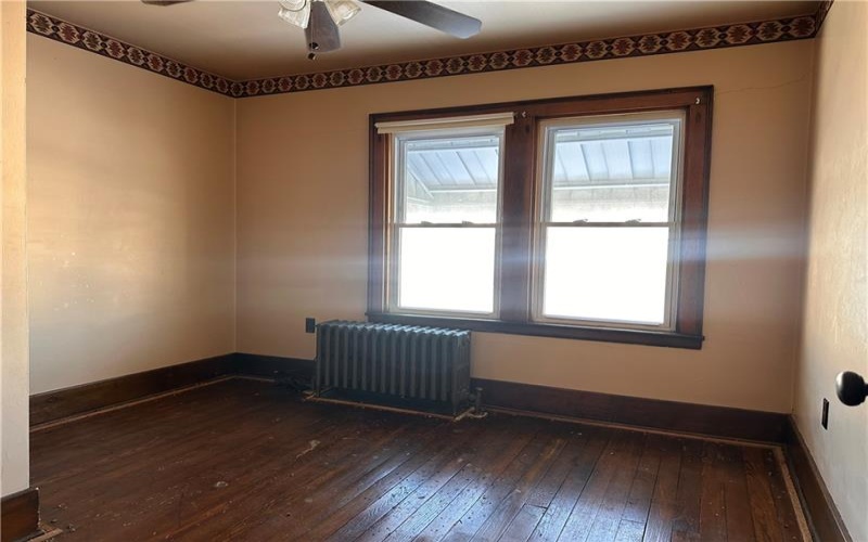 26 Main Street, Houston, 15342, 3 Bedrooms Bedrooms, 11 Rooms Rooms,2.1 BathroomsBathrooms,Residential,For Sale,Main Street,1740755