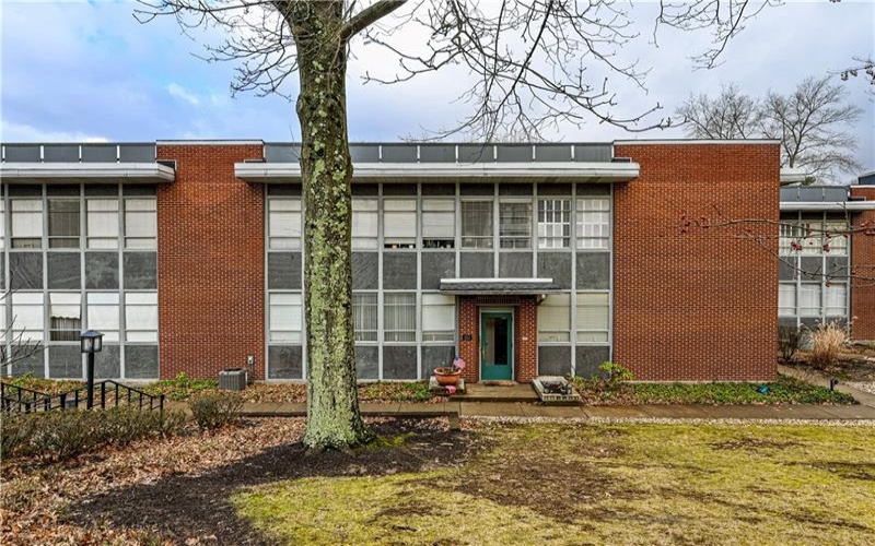 624 PARK LANE, Greensburg, 15601, 2 Bedrooms Bedrooms, 5 Rooms Rooms,1 BathroomBathrooms,Residential,For Sale,PARK LANE,1740759