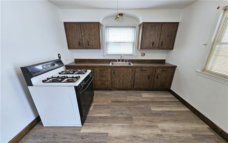 434 Cecil Street, Canonsburg, 15317, 3 Bedrooms Bedrooms, 8 Rooms Rooms,1 BathroomBathrooms,Residential,For Sale,Cecil Street,1733427