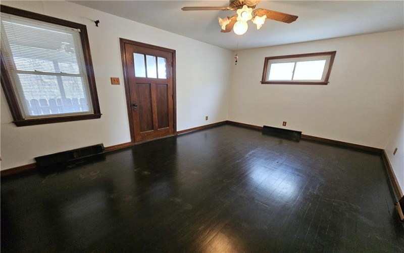 434 Cecil Street, Canonsburg, 15317, 3 Bedrooms Bedrooms, 8 Rooms Rooms,1 BathroomBathrooms,Residential,For Sale,Cecil Street,1733427