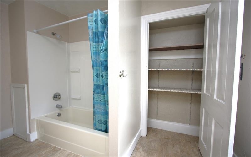 180 Morton Street, New Eagle, 15067, 5 Bedrooms Bedrooms, 11 Rooms Rooms,1.1 BathroomsBathrooms,Residential,For Sale,Morton Street,1743494