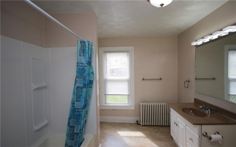 180 Morton Street, New Eagle, 15067, 5 Bedrooms Bedrooms, 11 Rooms Rooms,1.1 BathroomsBathrooms,Residential,For Sale,Morton Street,1743494