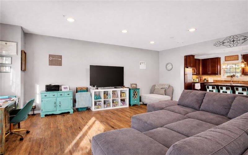 120 John Street, Washington, 15301, 3 Bedrooms Bedrooms, 9 Rooms Rooms,2.1 BathroomsBathrooms,Residential,For Sale,John Street,1727676