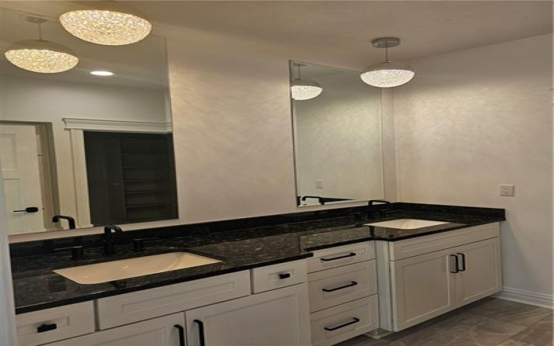 810 10th St, Youngwood, 15697, 2 Bedrooms Bedrooms, ,3 BathroomsBathrooms,Residential,For Sale,10th St,1743496