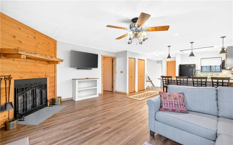1245 Tanyard Ln, Hidden Valley, 15502, 2 Bedrooms Bedrooms, 3 Rooms Rooms,2 BathroomsBathrooms,Residential,For Sale,Tanyard Ln,1746061