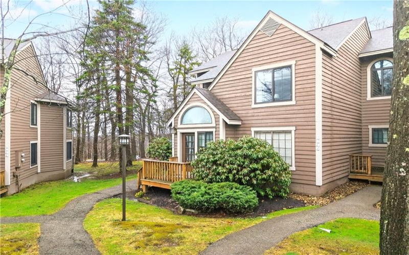 1245 Tanyard Ln, Hidden Valley, 15502, 2 Bedrooms Bedrooms, 3 Rooms Rooms,2 BathroomsBathrooms,Residential,For Sale,Tanyard Ln,1746061