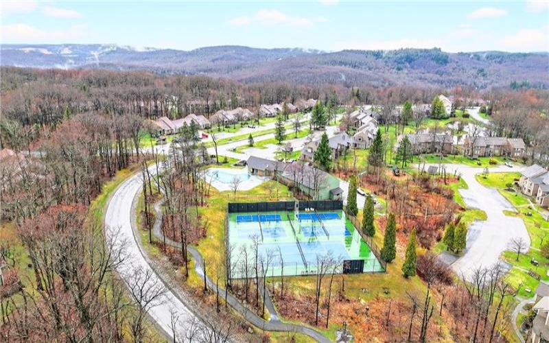 1245 Tanyard Ln, Hidden Valley, 15502, 2 Bedrooms Bedrooms, 3 Rooms Rooms,2 BathroomsBathrooms,Residential,For Sale,Tanyard Ln,1746061