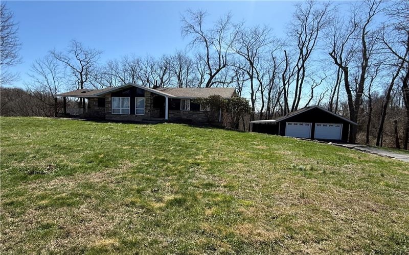 112 Matthew Lane, Carmichaels, 15320, 2 Bedrooms Bedrooms, 8 Rooms Rooms,2 BathroomsBathrooms,Residential,For Sale,Matthew Lane,1746065