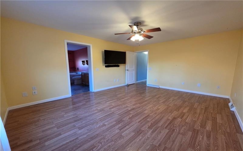 185 Dutch Glory Rd, Amity, 15311, 2 Bedrooms Bedrooms, ,3 BathroomsBathrooms,Farm-acreage-lot,For Sale,Multi Purpose, Barns, Coops,Dutch Glory Rd,1740822