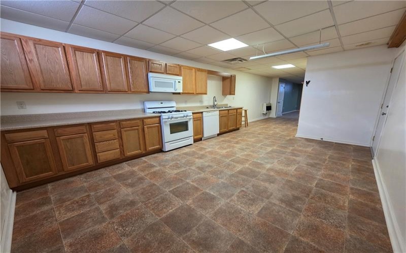 185 Dutch Glory Rd, Amity, 15311, 2 Bedrooms Bedrooms, ,3 BathroomsBathrooms,Farm-acreage-lot,For Sale,Multi Purpose, Barns, Coops,Dutch Glory Rd,1740822