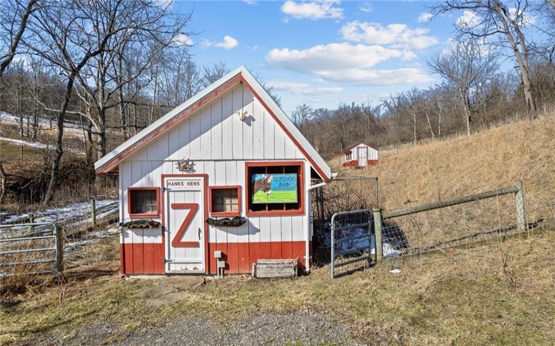 185 Dutch Glory Rd, Amity, 15311, 2 Bedrooms Bedrooms, ,3 BathroomsBathrooms,Farm-acreage-lot,For Sale,Multi Purpose, Barns, Coops,Dutch Glory Rd,1740822