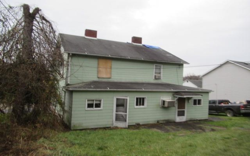 233 Water Street, Footedale, 15468, 4 Bedrooms Bedrooms, 10 Rooms Rooms,1 BathroomBathrooms,Residential,For Sale,Water Street,1727711
