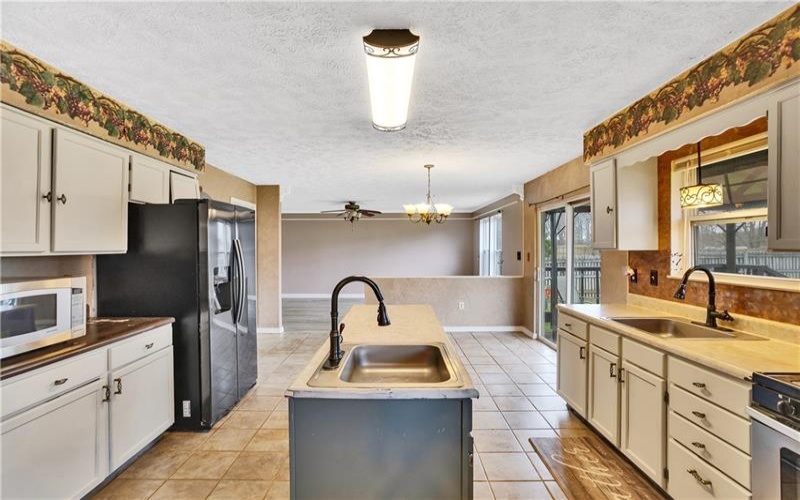 537 Jackson Dr, Apollo, 15613, 4 Bedrooms Bedrooms, 12 Rooms Rooms,3.1 BathroomsBathrooms,Residential,For Sale,Jackson Dr,1746081