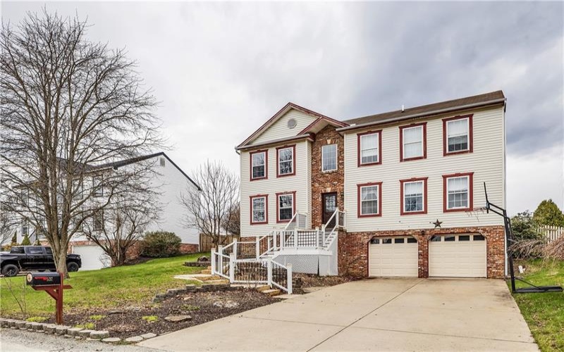 537 Jackson Dr, Apollo, 15613, 4 Bedrooms Bedrooms, 12 Rooms Rooms,3.1 BathroomsBathrooms,Residential,For Sale,Jackson Dr,1746081