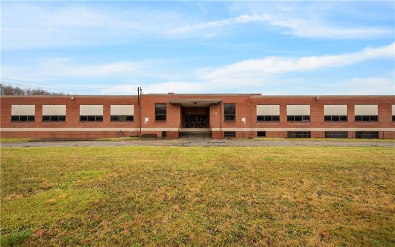 838 Joffre Cherry Valley Road, Burgettstown, 15021, ,Commercial-industrial-business,For Sale,Joffre Cherry Valley Road,1727745
