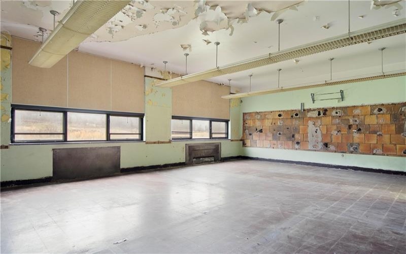 838 Joffre Cherry Valley Road, Burgettstown, 15021, ,Commercial-industrial-business,For Sale,Joffre Cherry Valley Road,1727745