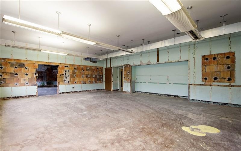 838 Joffre Cherry Valley Road, Burgettstown, 15021, ,Commercial-industrial-business,For Sale,Joffre Cherry Valley Road,1727745