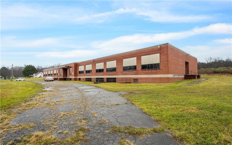 838 Joffre Cherry Valley Road, Burgettstown, 15021, ,Commercial-industrial-business,For Sale,Joffre Cherry Valley Road,1727745