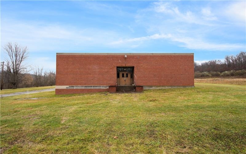 838 Joffre Cherry Valley Road, Burgettstown, 15021, ,Commercial-industrial-business,For Sale,Joffre Cherry Valley Road,1727745