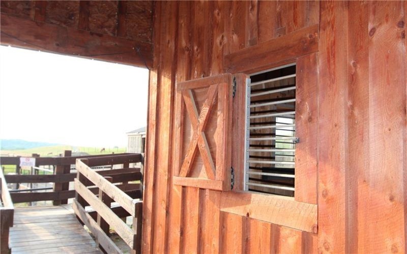 24 Stom Road, Ligonier, 15658, ,Farm-acreage-lot,For Sale,10 Stall barn, Bank Barn,Stom Road,1733479