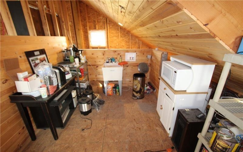 24 Stom Road, Ligonier, 15658, ,Farm-acreage-lot,For Sale,10 Stall barn, Bank Barn,Stom Road,1733479