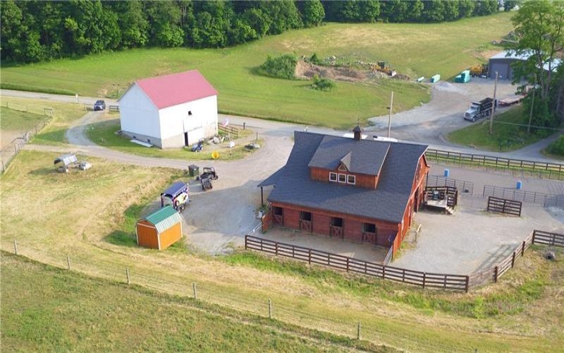 24 Stom Road, Ligonier, 15658, ,Farm-acreage-lot,For Sale,10 Stall barn, Bank Barn,Stom Road,1733479