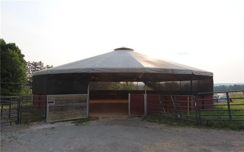 24 Stom Road, Ligonier, 15658, ,Farm-acreage-lot,For Sale,10 Stall barn, Bank Barn,Stom Road,1733479