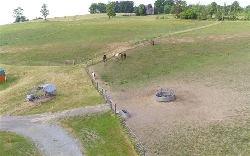 24 Stom Road, Ligonier, 15658, ,Farm-acreage-lot,For Sale,10 Stall barn, Bank Barn,Stom Road,1733479