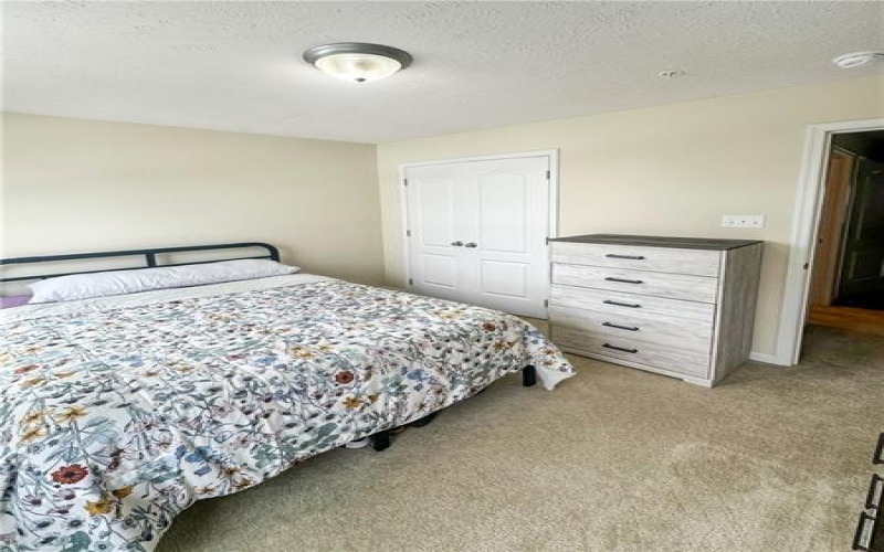 28 Remington Dr, Washington, 15301, 4 Bedrooms Bedrooms, 7 Rooms Rooms,3.1 BathroomsBathrooms,Residential,For Sale,Remington Dr,1740850