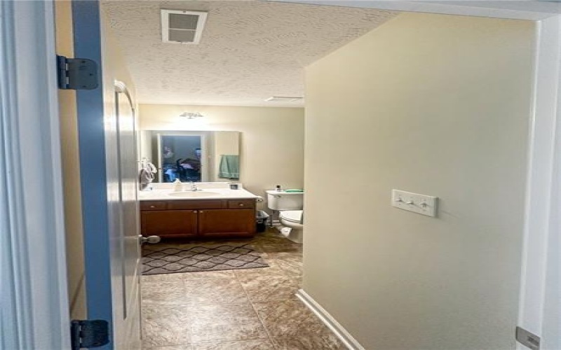 28 Remington Dr, Washington, 15301, 4 Bedrooms Bedrooms, 7 Rooms Rooms,3.1 BathroomsBathrooms,Residential,For Sale,Remington Dr,1740850