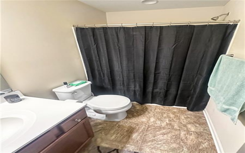28 Remington Dr, Washington, 15301, 4 Bedrooms Bedrooms, 7 Rooms Rooms,3.1 BathroomsBathrooms,Residential,For Sale,Remington Dr,1740850