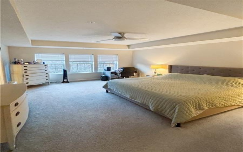 28 Remington Dr, Washington, 15301, 4 Bedrooms Bedrooms, 7 Rooms Rooms,3.1 BathroomsBathrooms,Residential,For Sale,Remington Dr,1740850
