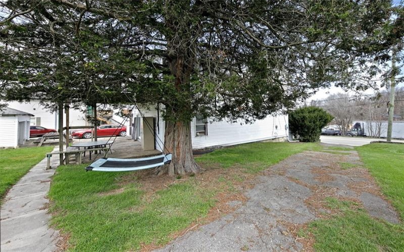 303 Agnew Rd, 15644, 15644, 3 Bedrooms Bedrooms, ,2 BathroomsBathrooms,Residential,For Sale,Agnew Rd,1746092