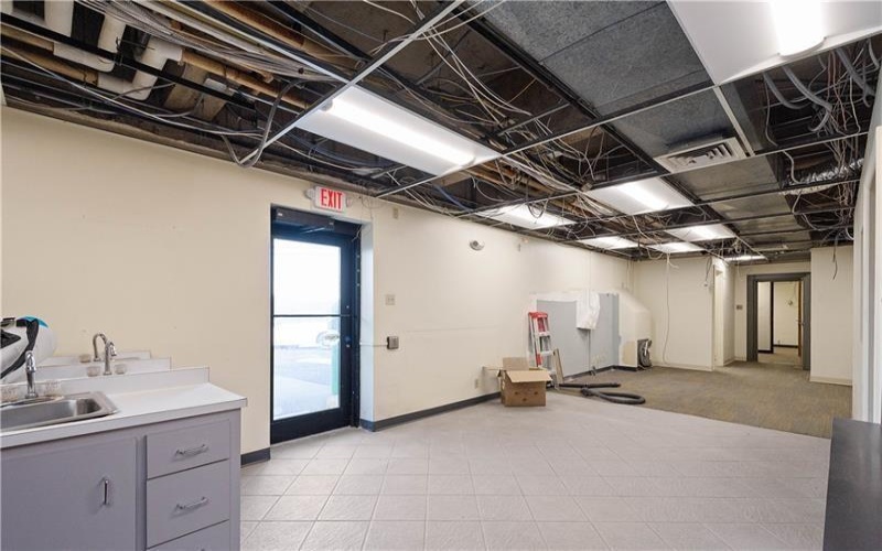 590 Washington Road, Washington, 15301, ,Commercial-industrial-business,For Sale,Washington Road,1737806