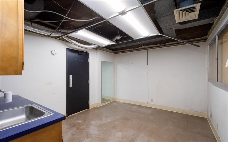 590 Washington Road, Washington, 15301, ,Commercial-industrial-business,For Sale,Washington Road,1737806