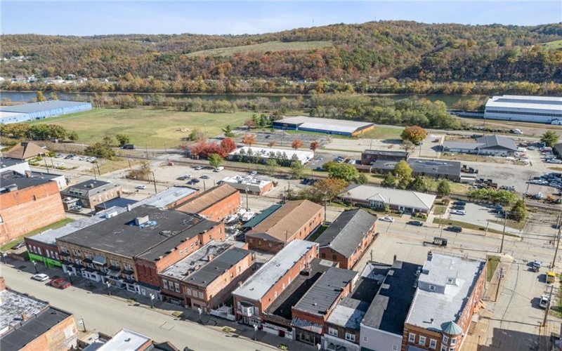 522 MCKEAN AVE, DONORA, 15033, ,Commercial-industrial-business,For Sale,MCKEAN AVE,1728804