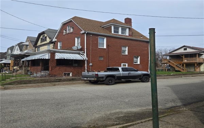 1354 5th Ave, New Kensington, 15068, 5 Bedrooms Bedrooms, ,Residential,For Sale,5th Ave,1743568