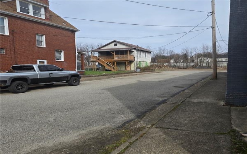 1354 5th Ave, New Kensington, 15068, 5 Bedrooms Bedrooms, ,Residential,For Sale,5th Ave,1743568