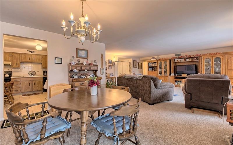 3 Alta Vita Drive, Greensburg, 15601, 2 Bedrooms Bedrooms, 7 Rooms Rooms,2 BathroomsBathrooms,Residential,For Sale,Alta Vita Drive,1737839
