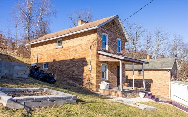 513 4th St, Marianna, 15345, 2 Bedrooms Bedrooms, 6 Rooms Rooms,1 BathroomBathrooms,Residential,For Sale,4th St,1740880