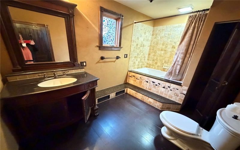 189 Seal Rd, Eighty Four, 15330, 4 Bedrooms Bedrooms, 11 Rooms Rooms,2 BathroomsBathrooms,Residential,For Sale,Seal Rd,1746132
