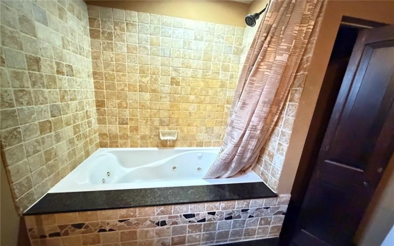 189 Seal Rd, Eighty Four, 15330, 4 Bedrooms Bedrooms, 11 Rooms Rooms,2 BathroomsBathrooms,Residential,For Sale,Seal Rd,1746132