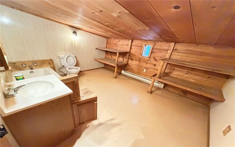 189 Seal Rd, Eighty Four, 15330, 4 Bedrooms Bedrooms, 11 Rooms Rooms,2 BathroomsBathrooms,Residential,For Sale,Seal Rd,1746132