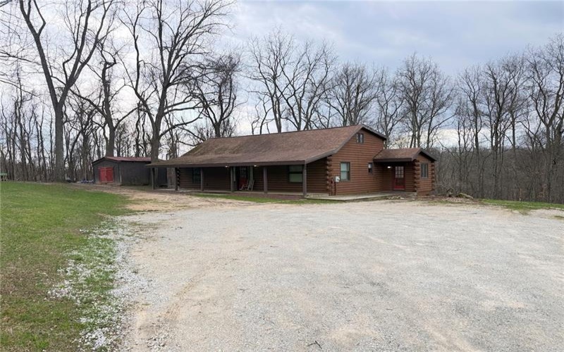 189 Seal Rd, Eighty Four, 15330, 4 Bedrooms Bedrooms, 11 Rooms Rooms,2 BathroomsBathrooms,Residential,For Sale,Seal Rd,1746132