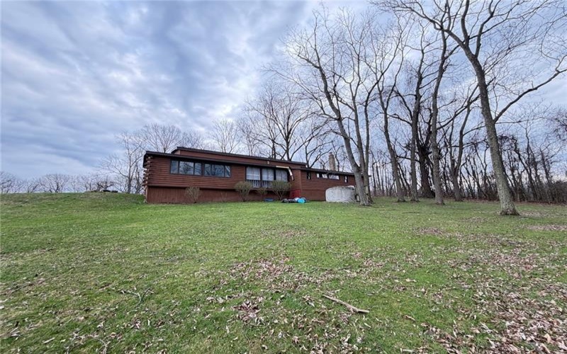 189 Seal Rd, Eighty Four, 15330, 4 Bedrooms Bedrooms, 11 Rooms Rooms,2 BathroomsBathrooms,Residential,For Sale,Seal Rd,1746132