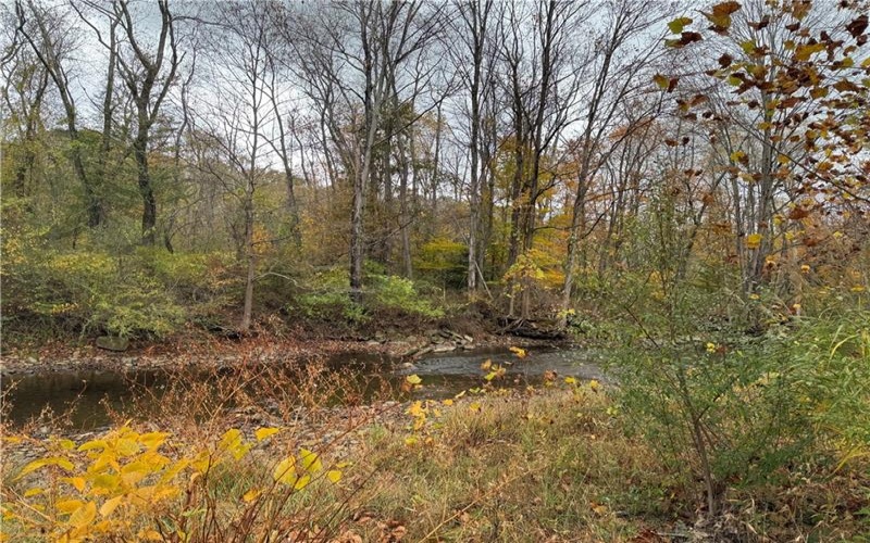 333 Green Acres Lane, Ligonier, 15658, 2 Bedrooms Bedrooms, ,1 BathroomBathrooms,Residential,For Sale,Green Acres Lane,1728907