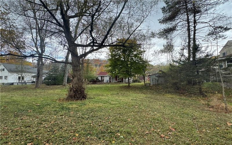 333 Green Acres Lane, Ligonier, 15658, 2 Bedrooms Bedrooms, ,1 BathroomBathrooms,Residential,For Sale,Green Acres Lane,1728907