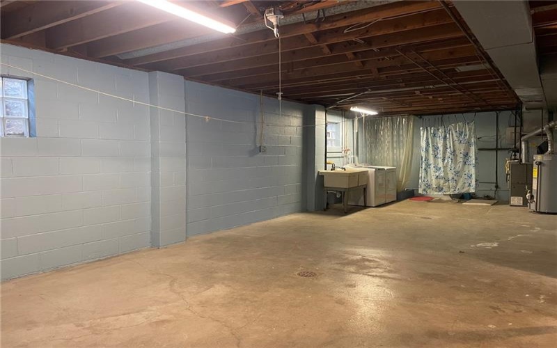 6121 Old William Penn Hwy, Export, 15632, 3 Bedrooms Bedrooms, ,1.1 BathroomsBathrooms,Lease,For Rent,Old William Penn Hwy,1737993